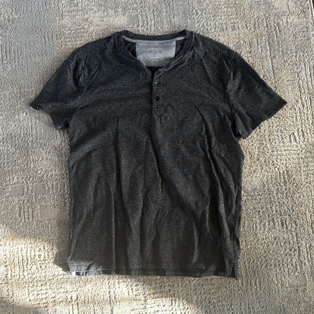 Banana Republic Black Short Sleeve Henley